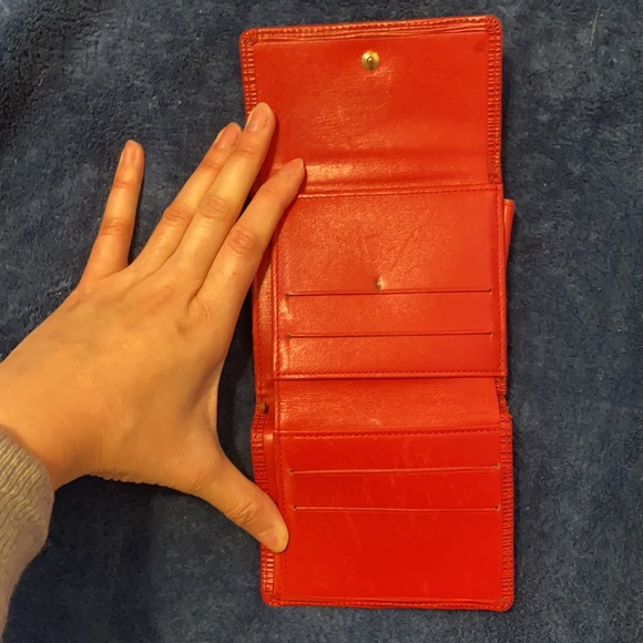 Louis Vuitton red epi wallet - Picture 3 of 4